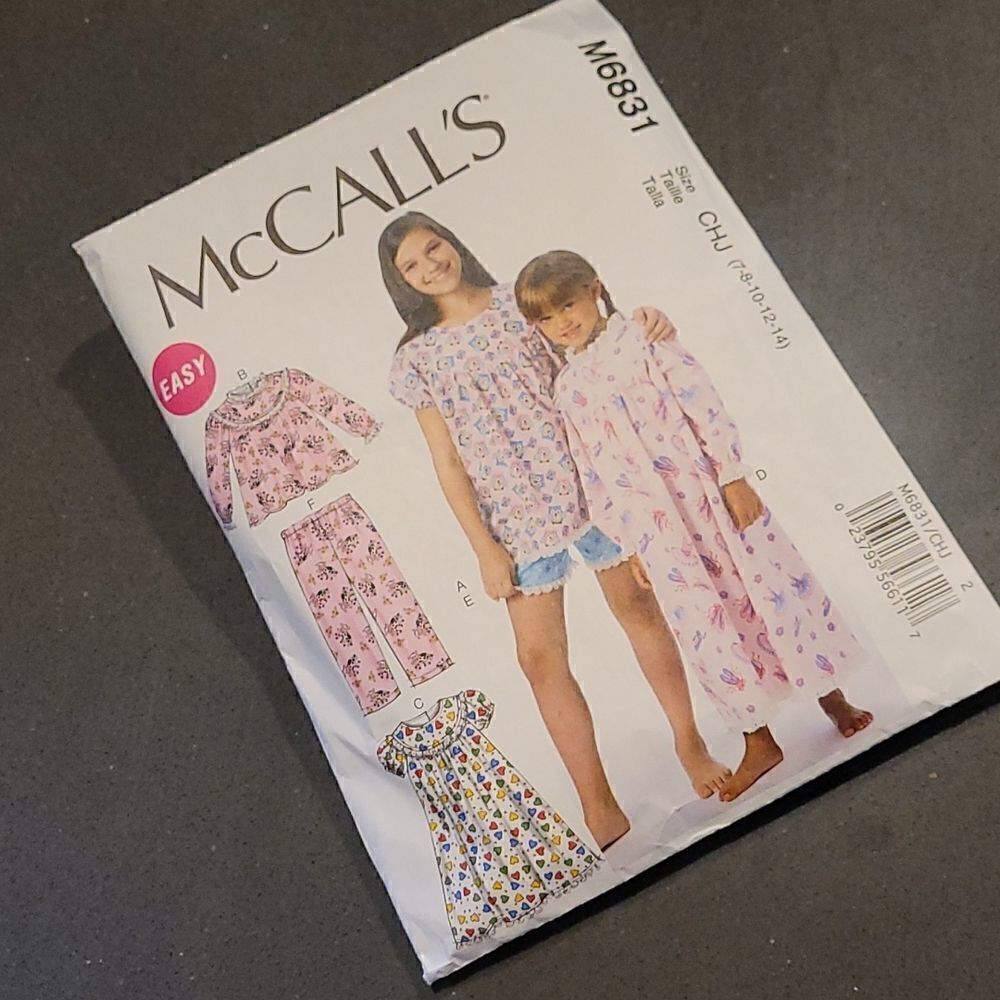 2013 McCall's girls pj's